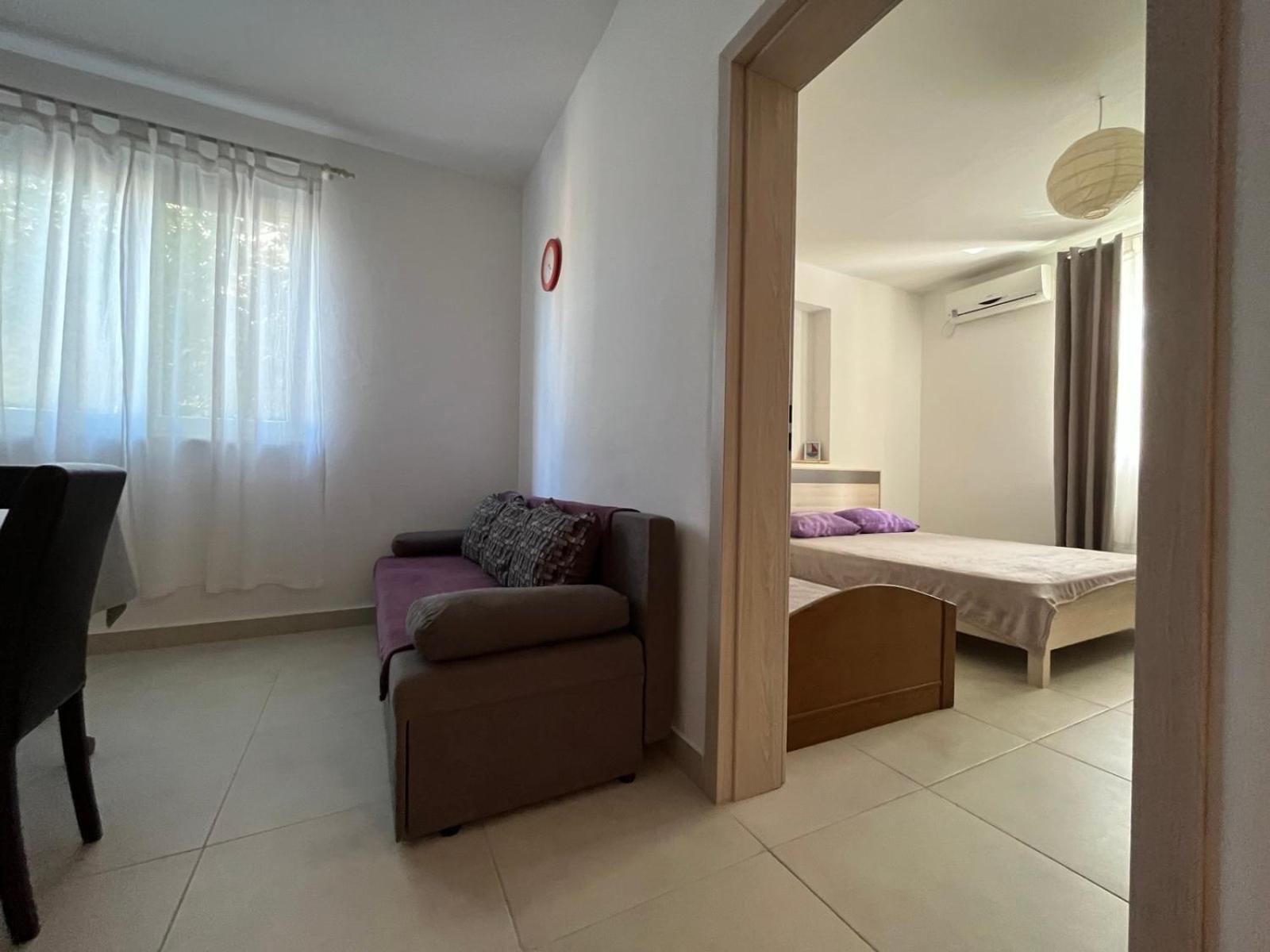 Apartment Patrik Бетина Екстериор снимка