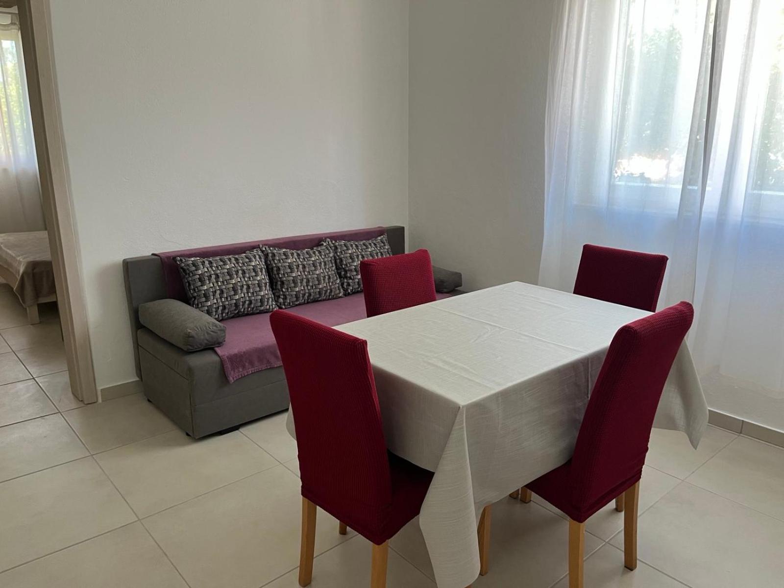 Apartment Patrik Бетина Екстериор снимка