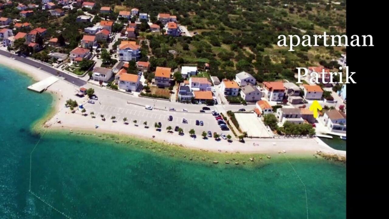 Apartment Patrik Бетина Екстериор снимка